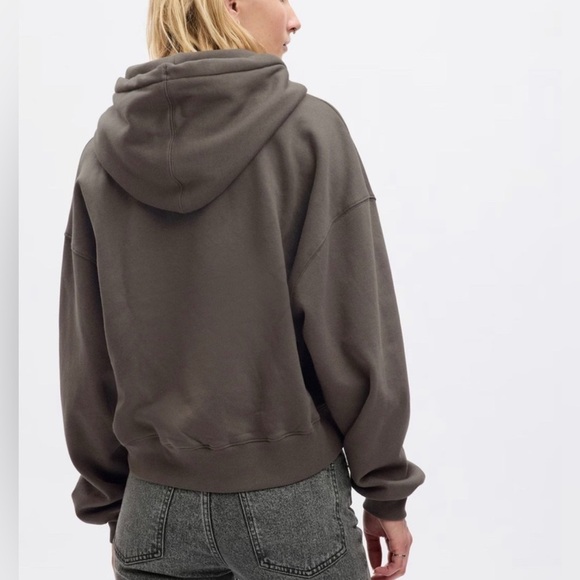 GAP VintageSoft Cropped Hoodie - Picture 2 of 5